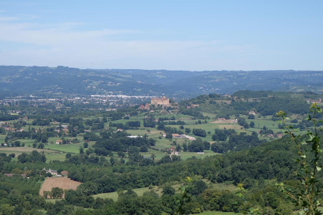Готель Le Relais De Castelnau Loubressac Екстер'єр фото